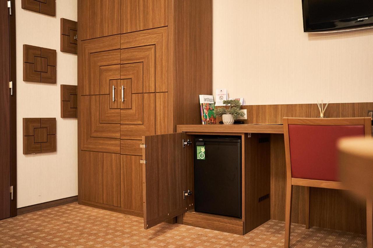 Petrodava One Piatra Neamţ 外观 照片